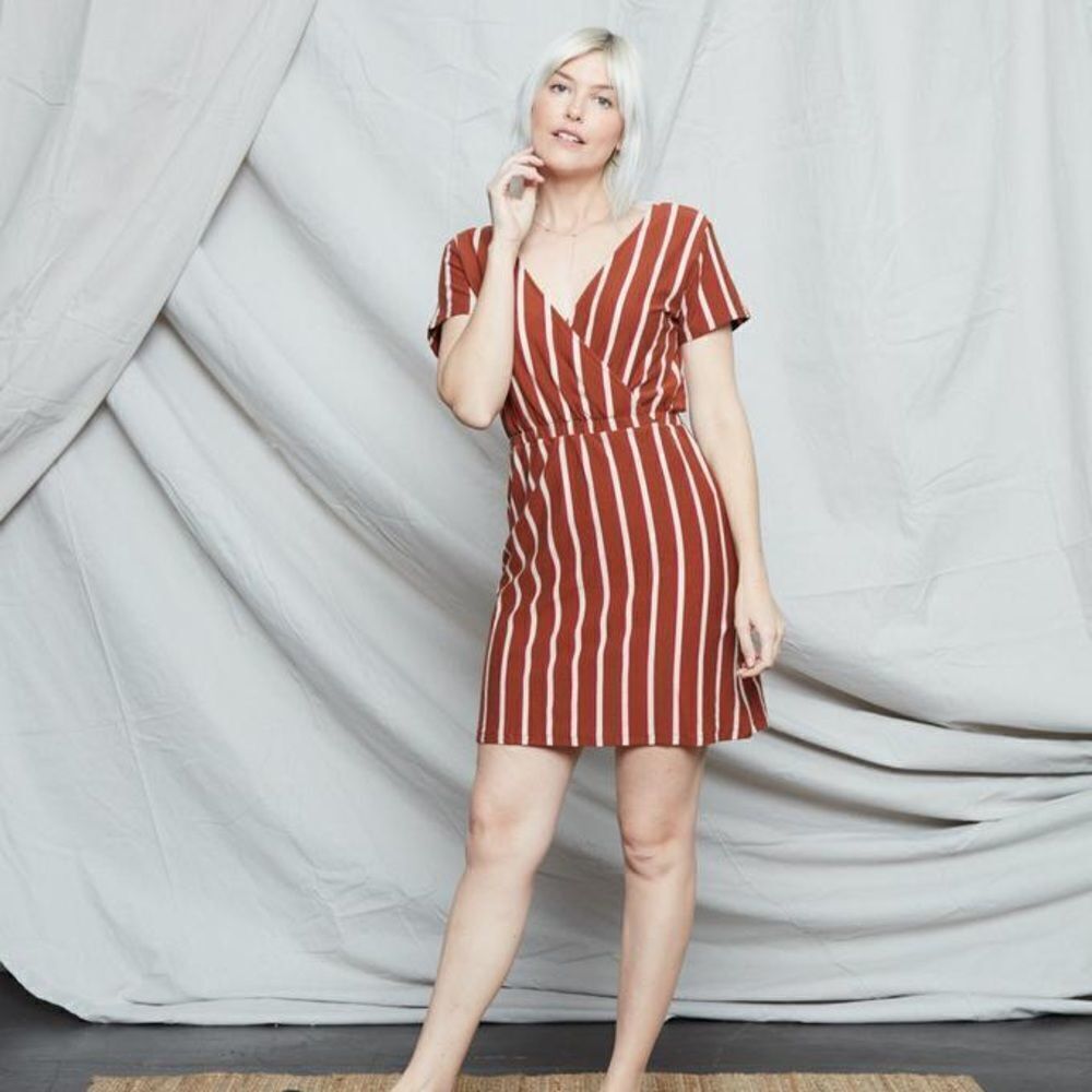 ✨HP✨Juniper Dress✨